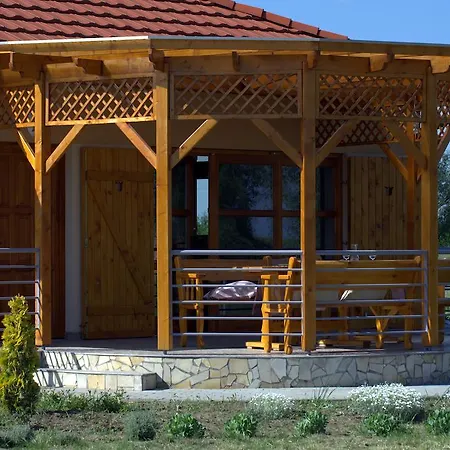 Prázdninový areál Pusztaeldorado Tiszagyenda
